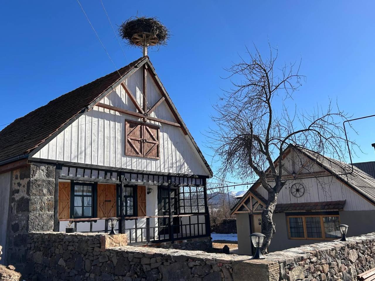 Hnameni Bovadzor Lodge Exterior foto